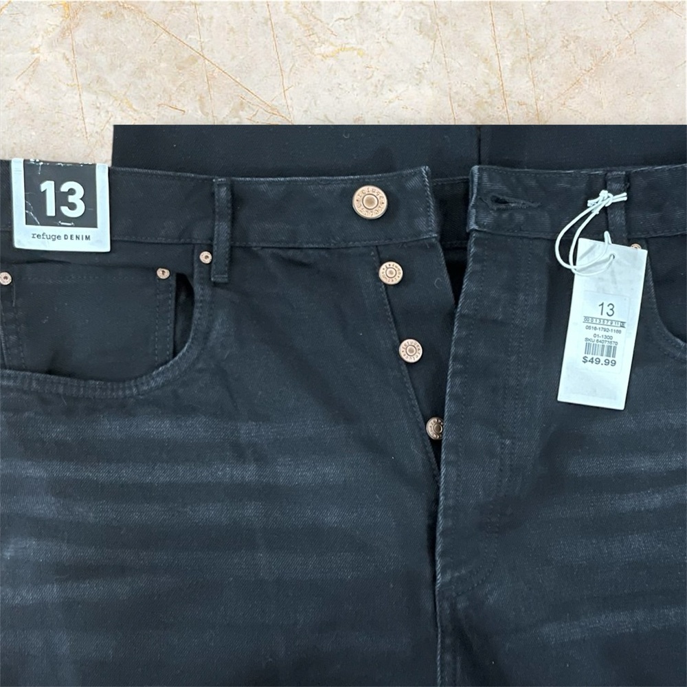 NWT Refuge| 90s High Rise Jeans - Picture 5 of 5